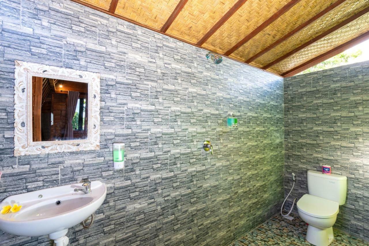 The Soggol Lembongan Hotell Exteriör bild